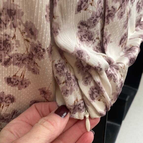 ASTR The Label Floral Blouse - Picture 4 of 6